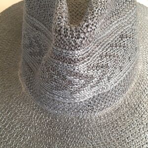 D & Y mens hat - gray